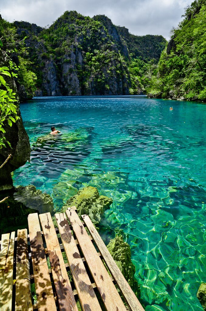 Kayangan-Lake-Coron-islands-Palawan-Philippines